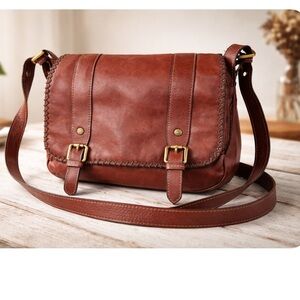 Firenze Bella Classic Brown Leather Crossbody Satchel